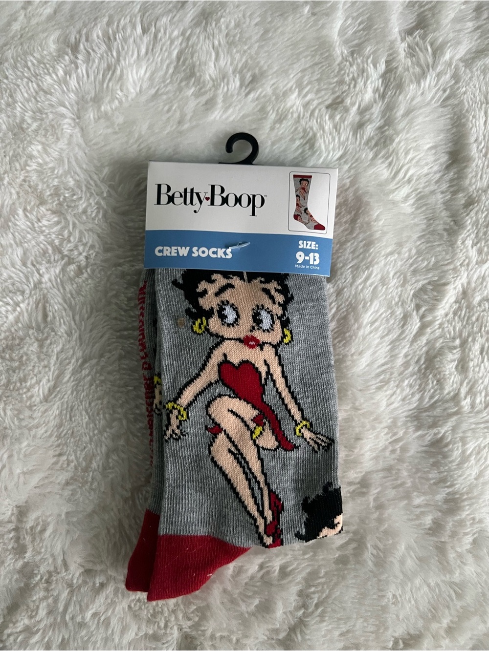 Betty Boop Gray and Red Crew Socks Size 9–13 New with Tags